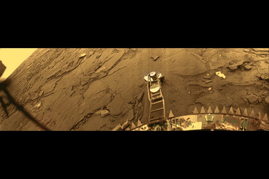 Planet_Venus_1982