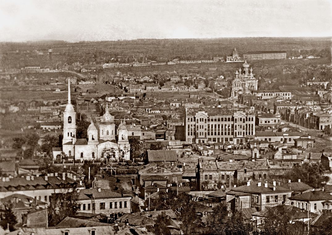 Самарская площадь. Вид с Кафедрального собора
