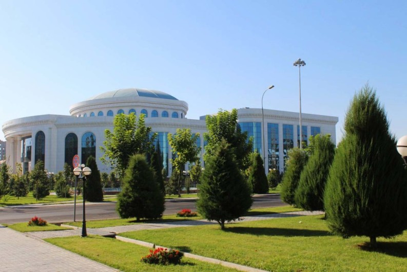 Библиотека Алишера Навои в Ташкенте. Алишер Навои кутубхонаси. Ташкент 2200. Ташкент 2200 лет