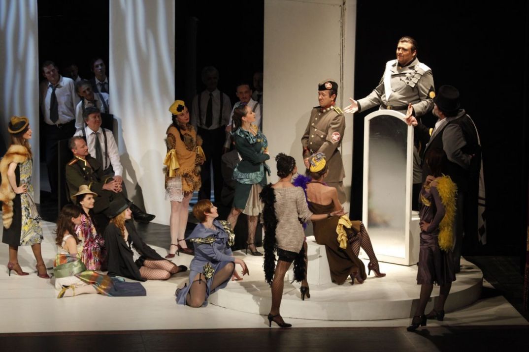 Купить билет на «Риголетто» в Театре оперы и балета со скидкой 50% ...