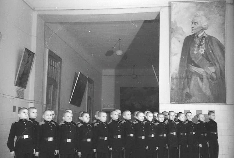Ленинградское суворовское училище фото