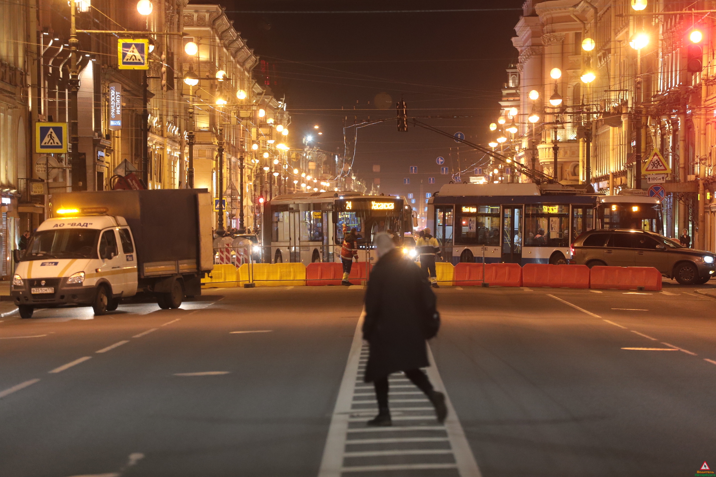 улица урбан. люди на улице города. париж монмартр 1890.