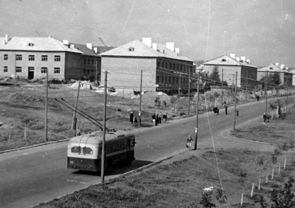 Безымянка самара. Проспект Кирова Самара 1950. Куйбышев проспект Кирова. Старая Самара Безымянка. Куйбышев проспект Кирова старое.