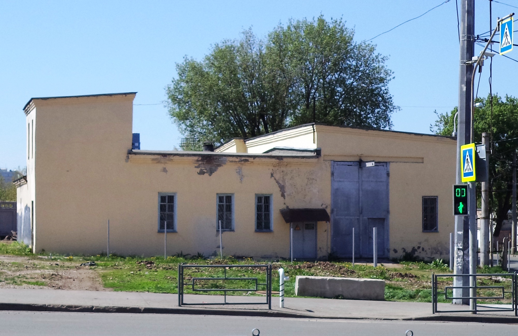 Поселок луначарский фото