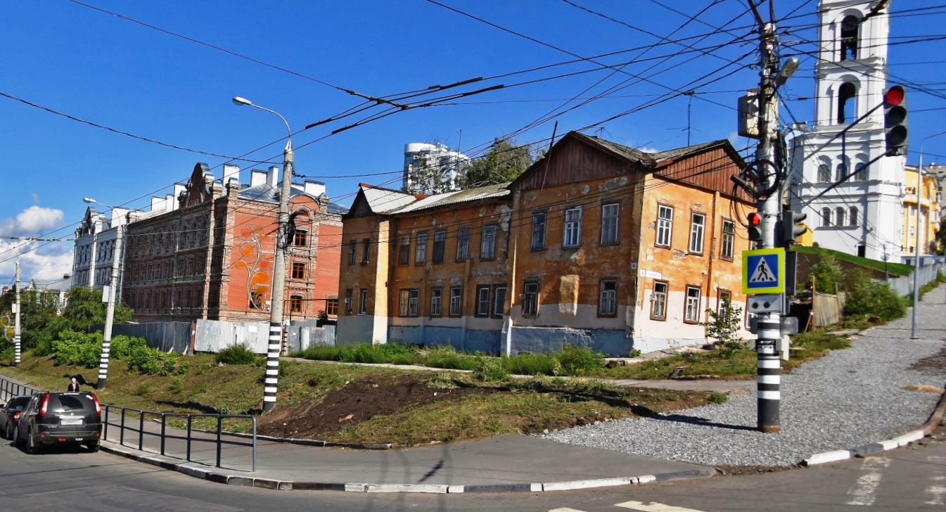 Улица Рабочий городок: жилые корпуса Иверского монастыря, дореволюционные и  новостройные | Другой город - интернет-журнал о Самаре и Самарской области