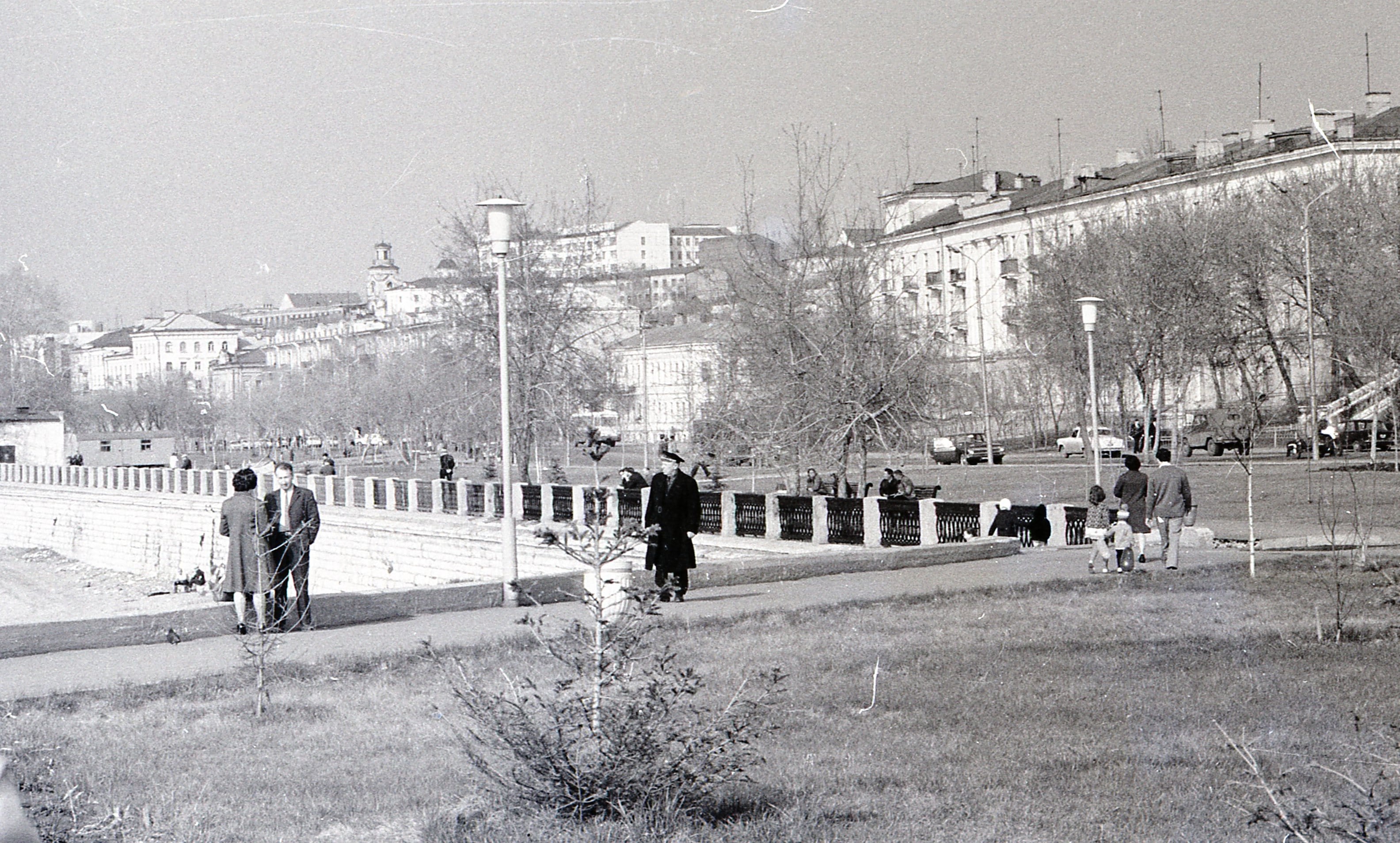 40 архивных фотографий Самары конца 1970-х годов: от набережной и Речного  вокзала до Дома молодежи и Воронежских озер | Другой город -  интернет-журнал о Самаре и Самарской области