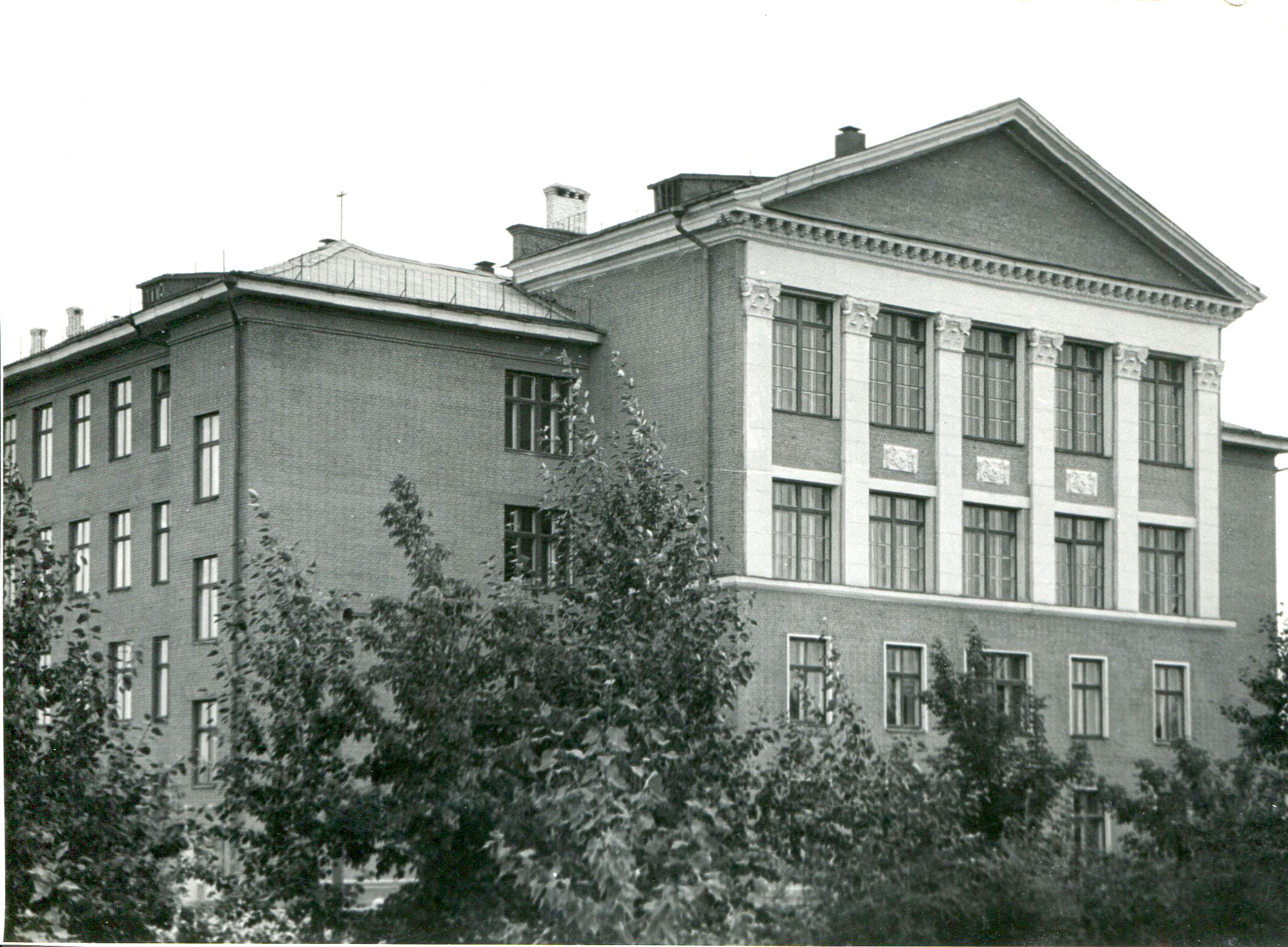 Новая школа №135 в Кировском районе