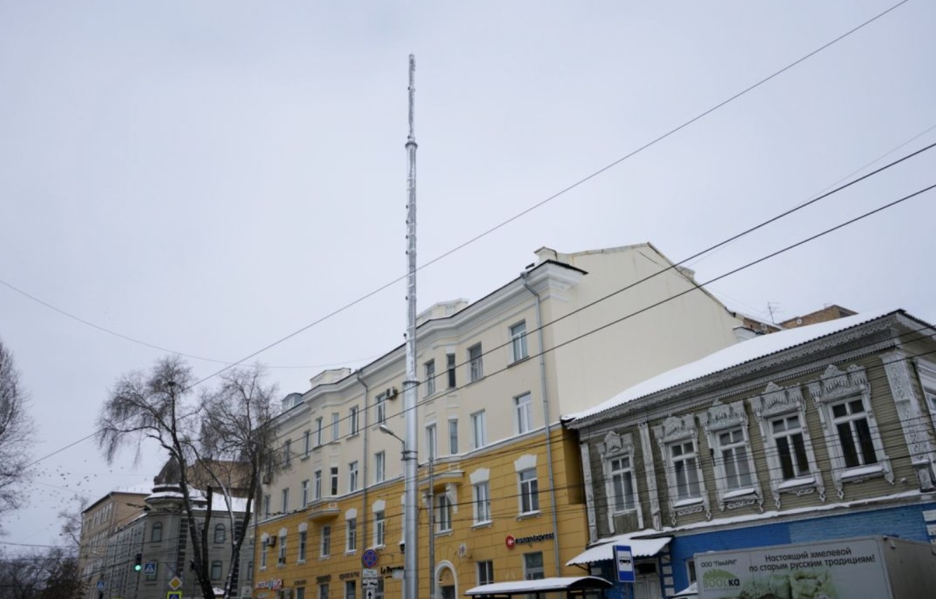 Кто ставит под окнами жителей Самары мачты для базовых станций и законно ли  это? | Другой город - интернет-журнал о Самаре и Самарской области