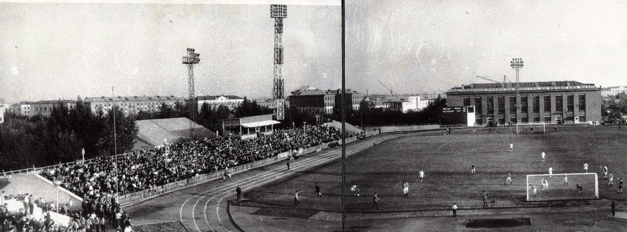 Матч между «Металлургом» (Куйбышев) и «Звездой» (Пермь).  1969 год.