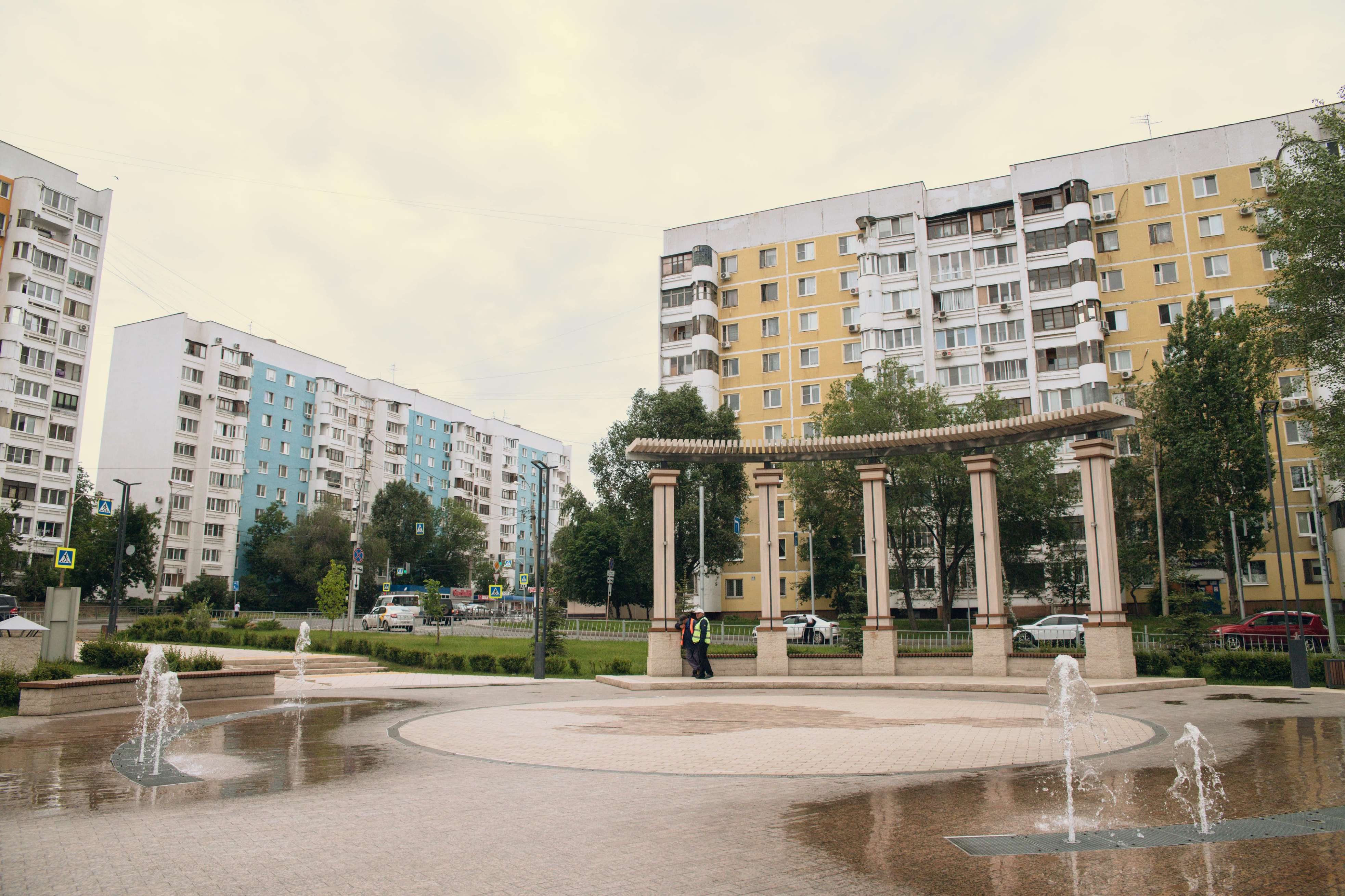 Благоустроенная Крымская площадь