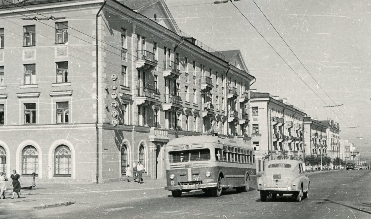 Послевоенная история ГПЗ-4: благоустройство Линдовского городка,  строительство корпуса «А» и подшипники для лунной станции | Другой город -  интернет-журнал о Самаре и Самарской области